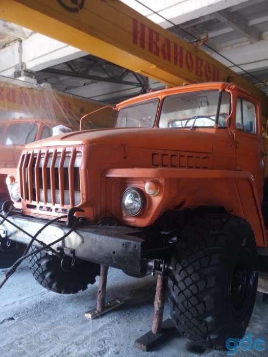 Кран "Ивановец" на автомобильном ходу на базе Урал 4320