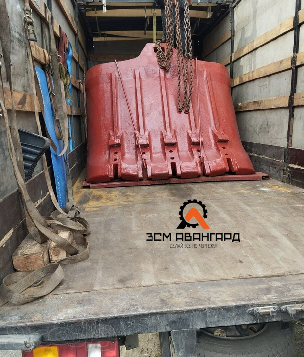 Стенка ковша передняя на ЭКГ-5 (1085.52.03)