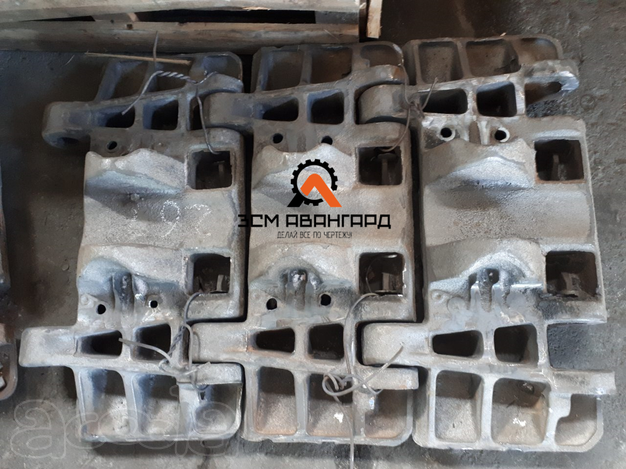 Звено гусеницы на ЭКГ-5 (1080.34.01)